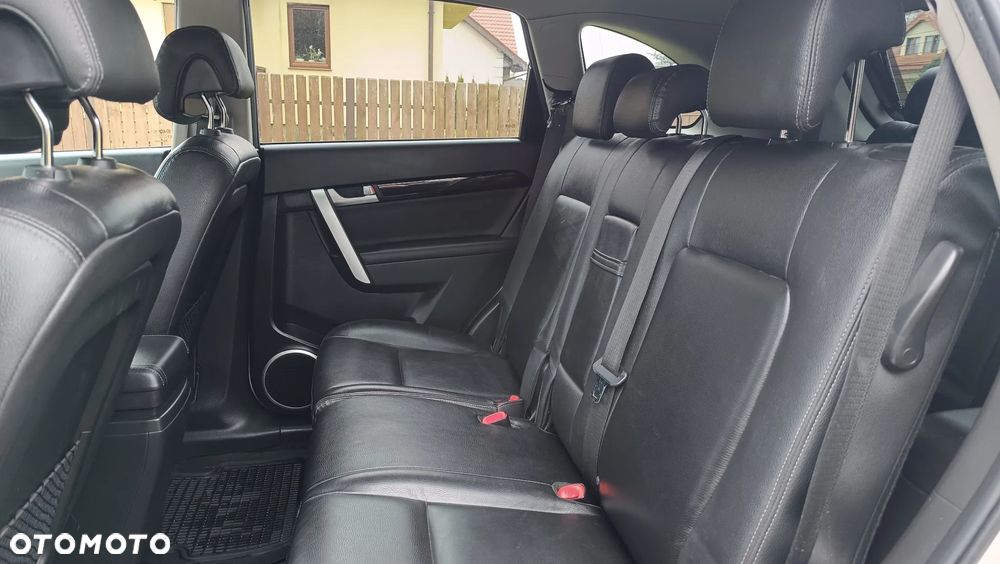 Chevrolet Captiva 2.2 D LT+ - 22