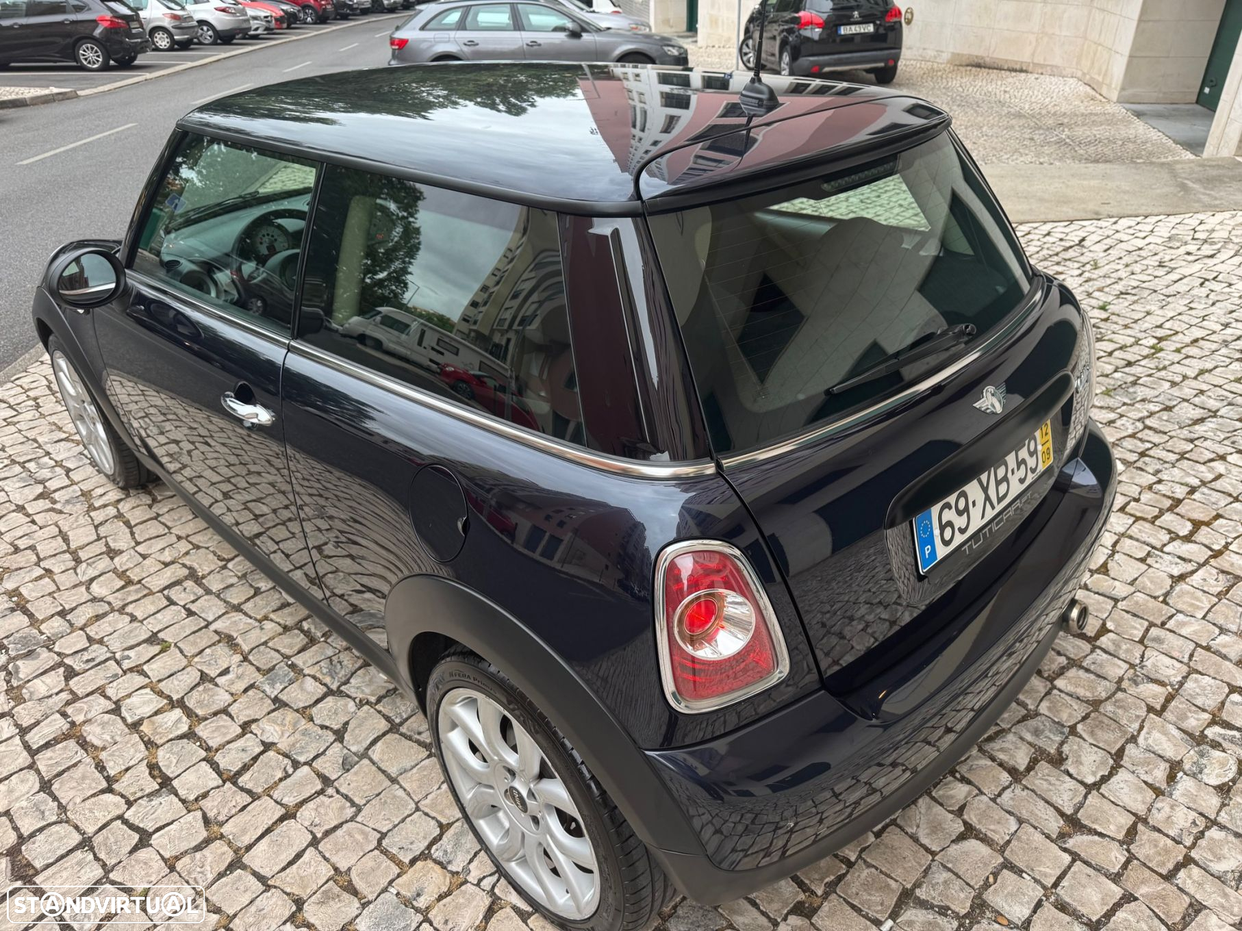 MINI 3 Portas One D - 7