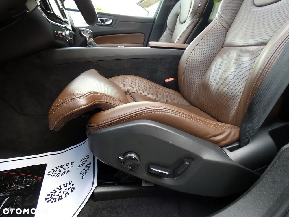 Volvo XC 60 D4 AWD Inscription - 34