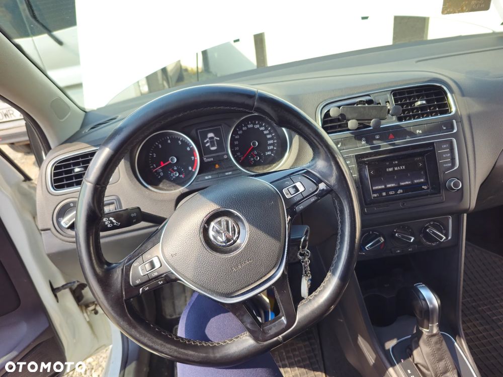 Volkswagen Polo - 5
