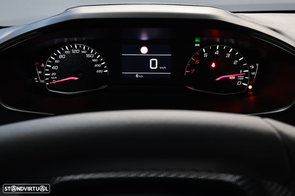 Peugeot 208 1.2 PureTech Style - 15