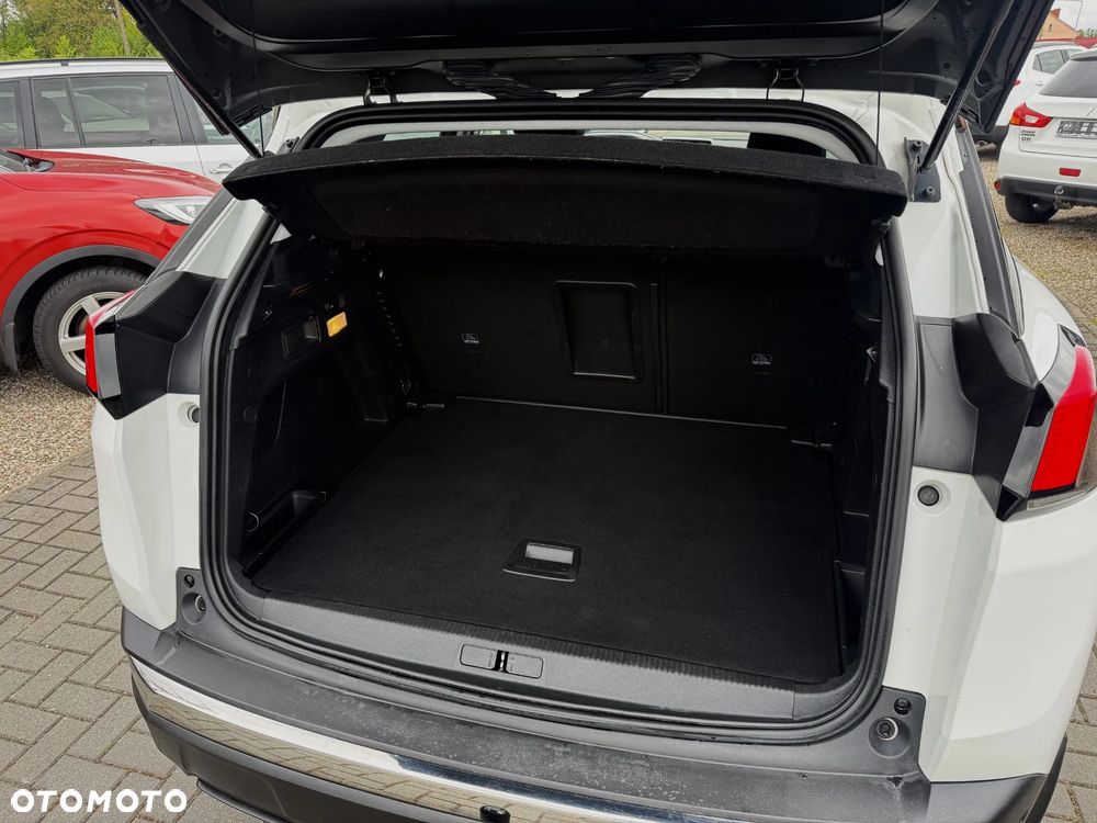 Peugeot 3008 PureTech 130 Stop & Start GPF Allure Business-Paket - 10