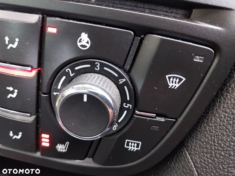 Opel Meriva 1.4 150 Jahre - 10