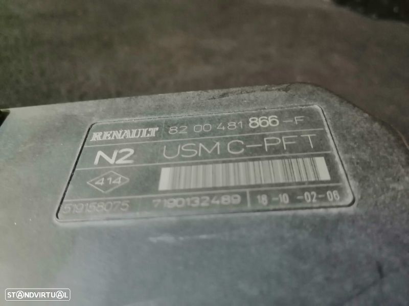 Caixa De Fusíveis Renault Megane Ii Três Volumes (Lm0/1_) - 1