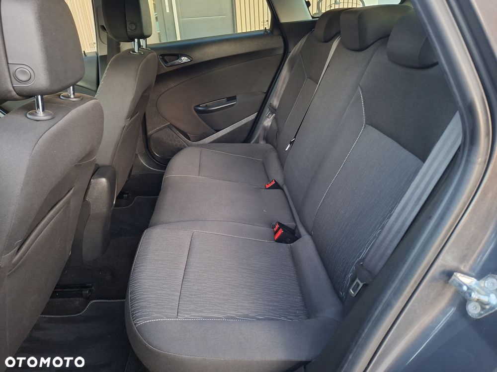 Opel Astra - 9