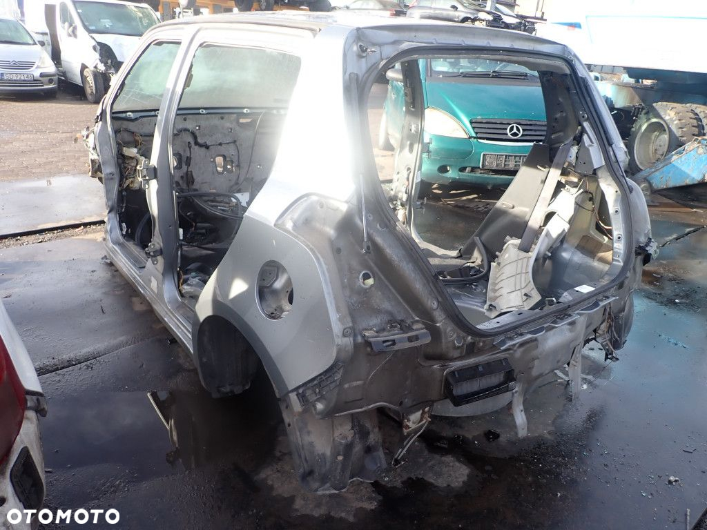 SWIFT MK6 III 5D HB ĆWIARTKA BŁOTNIK TYŁ LEWY - 3