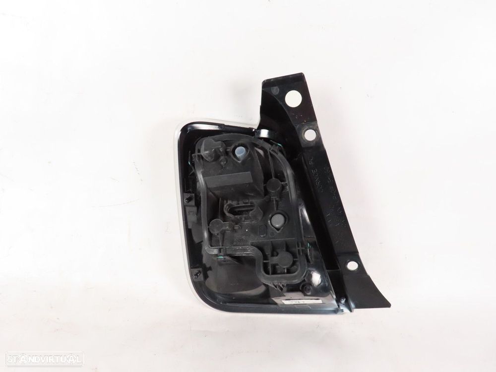 Farolim do Painel Direito/Trás Seminovo/ Original FIAT 500 (312_) 927040284 / 51... - 2