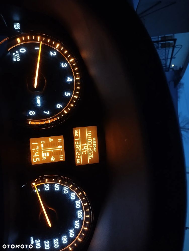 Toyota Avensis 1.8 Luna - 7