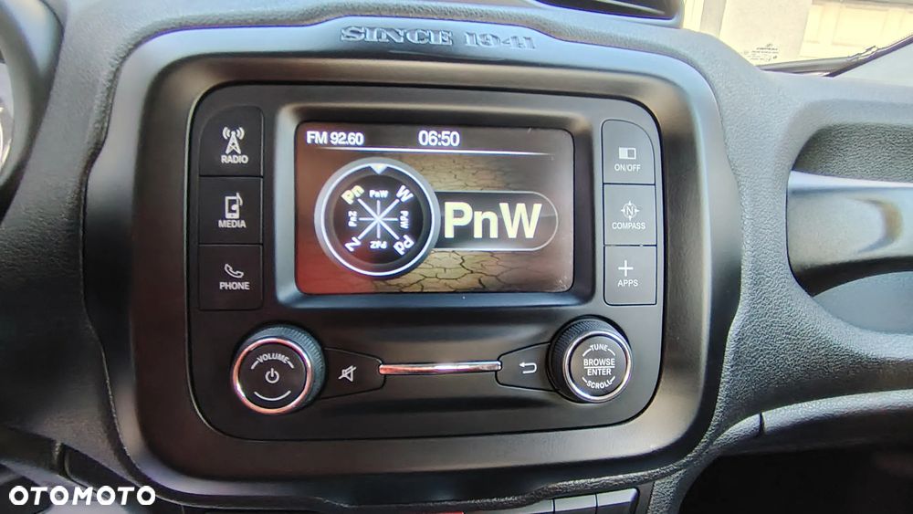 Jeep Renegade 1.4 MultiAir Longitude - 24