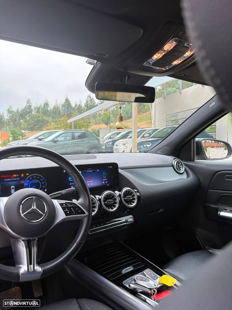 Mercedes-Benz EQA 250+ - 10