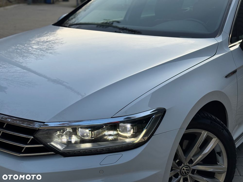 Volkswagen Passat 2.0 TDI SCR 4Mot DSG Highline - 11