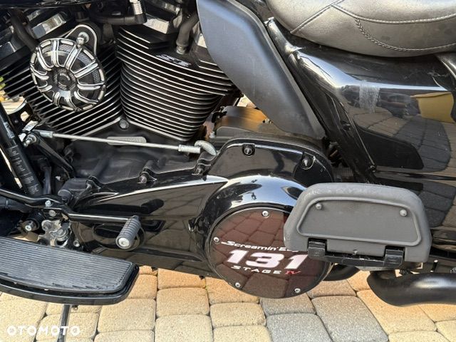 Harley-Davidson Touring Road Glide - 12