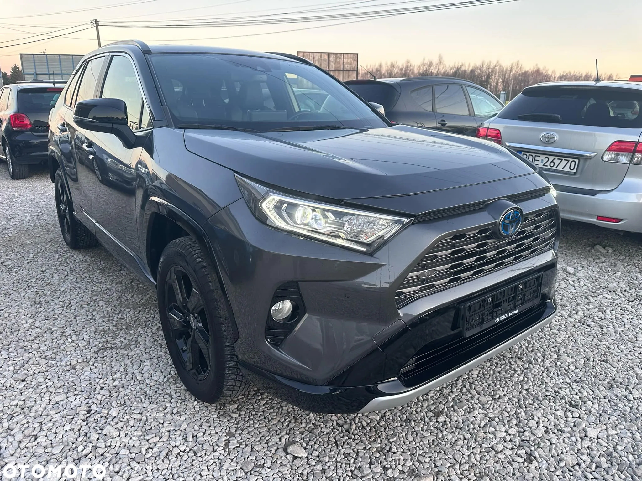 Toyota RAV4 2.5 Hybrid Selection 4x2 - 6