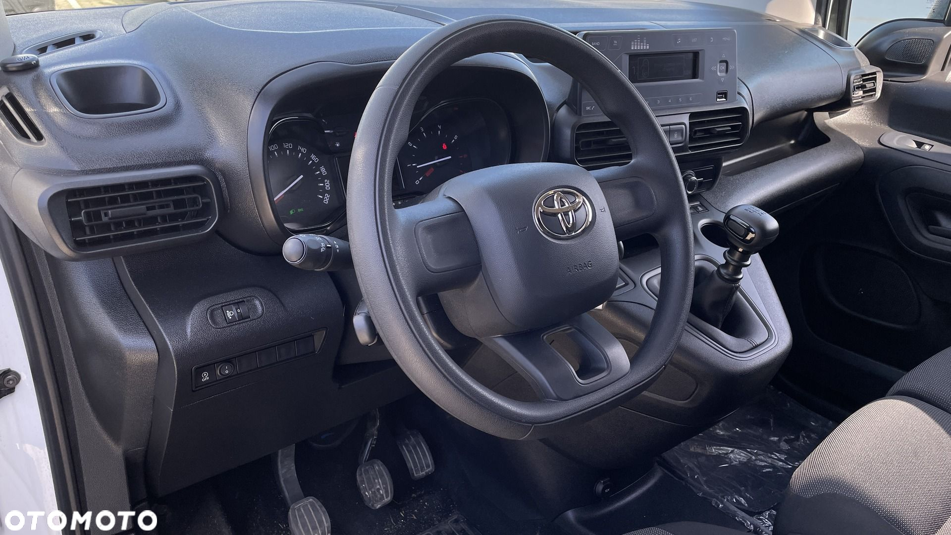 Toyota PROACE CITY - 12