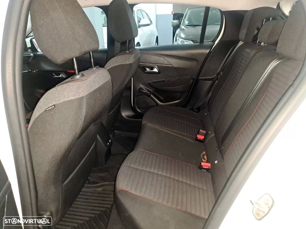 Peugeot e-208 Active - 16