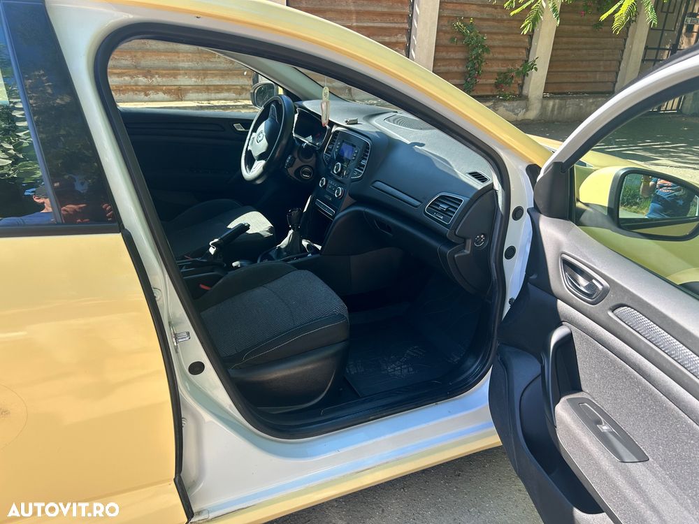 Renault Megane - 10