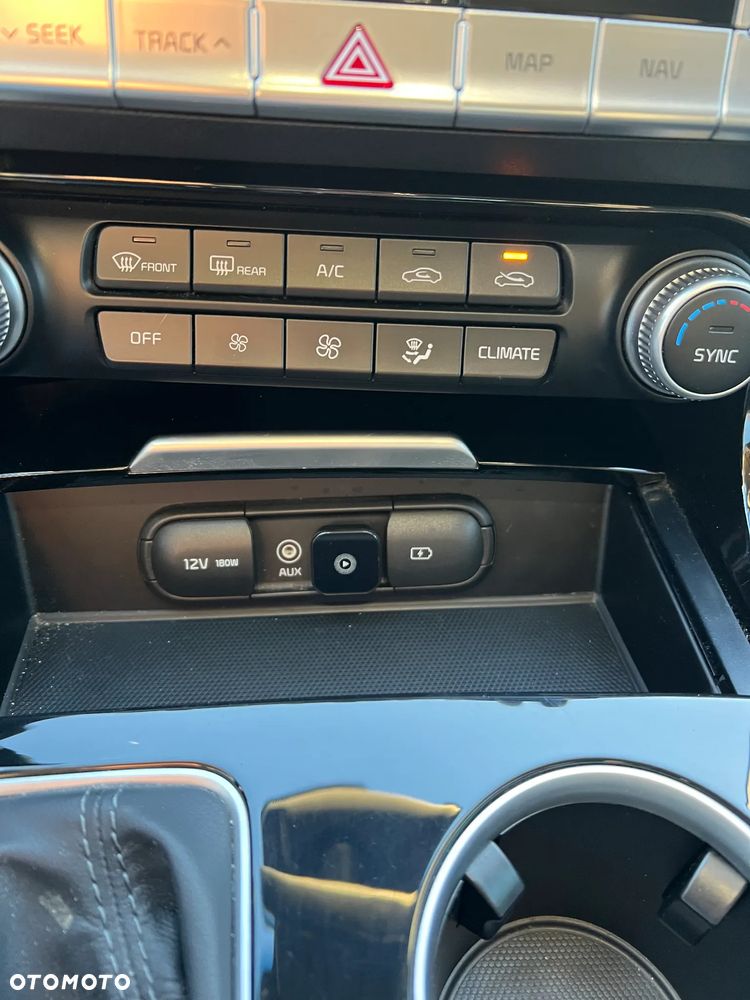 Kia Stinger 2.0 T-GDI L - 37