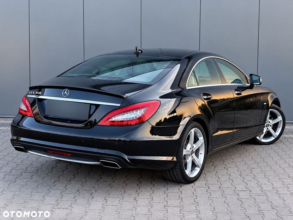 Mercedes-Benz CLS - 4