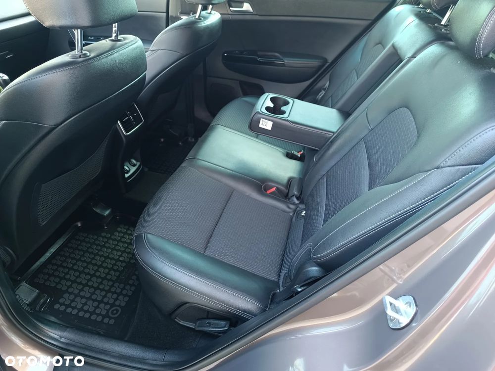 Kia Sportage 1.6 GDI L Business Line 2WD - 9