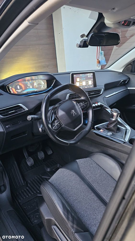 Peugeot 3008 BlueHDi 150 Stop & Start Allure - 15