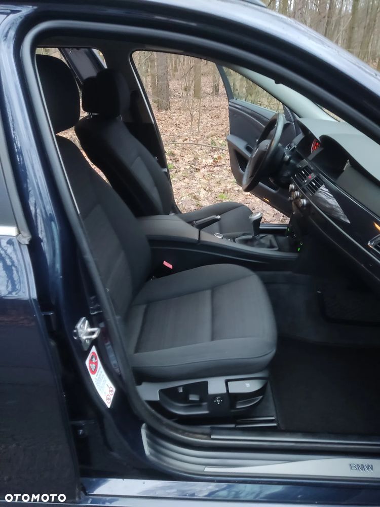 BMW Seria 5 520d Edition Exclusive - 29