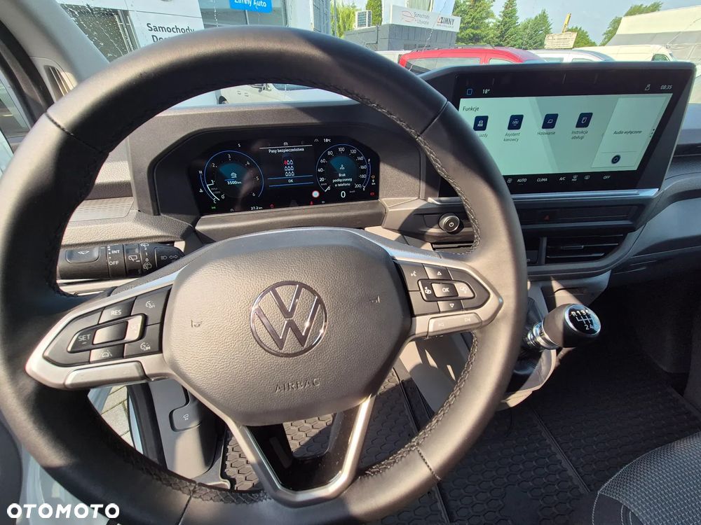 Volkswagen Caravelle - 9