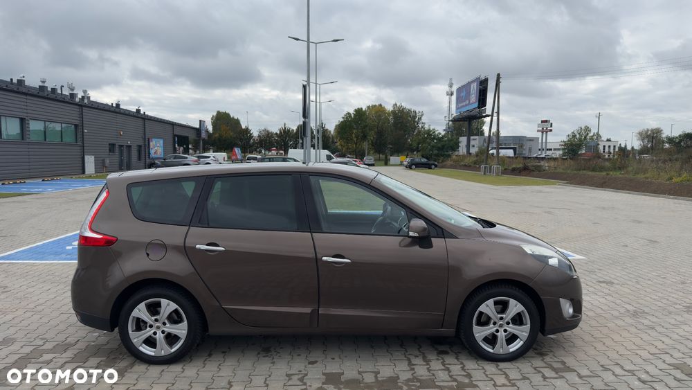 Renault Scenic 1.4 16V TCE Expression - 10