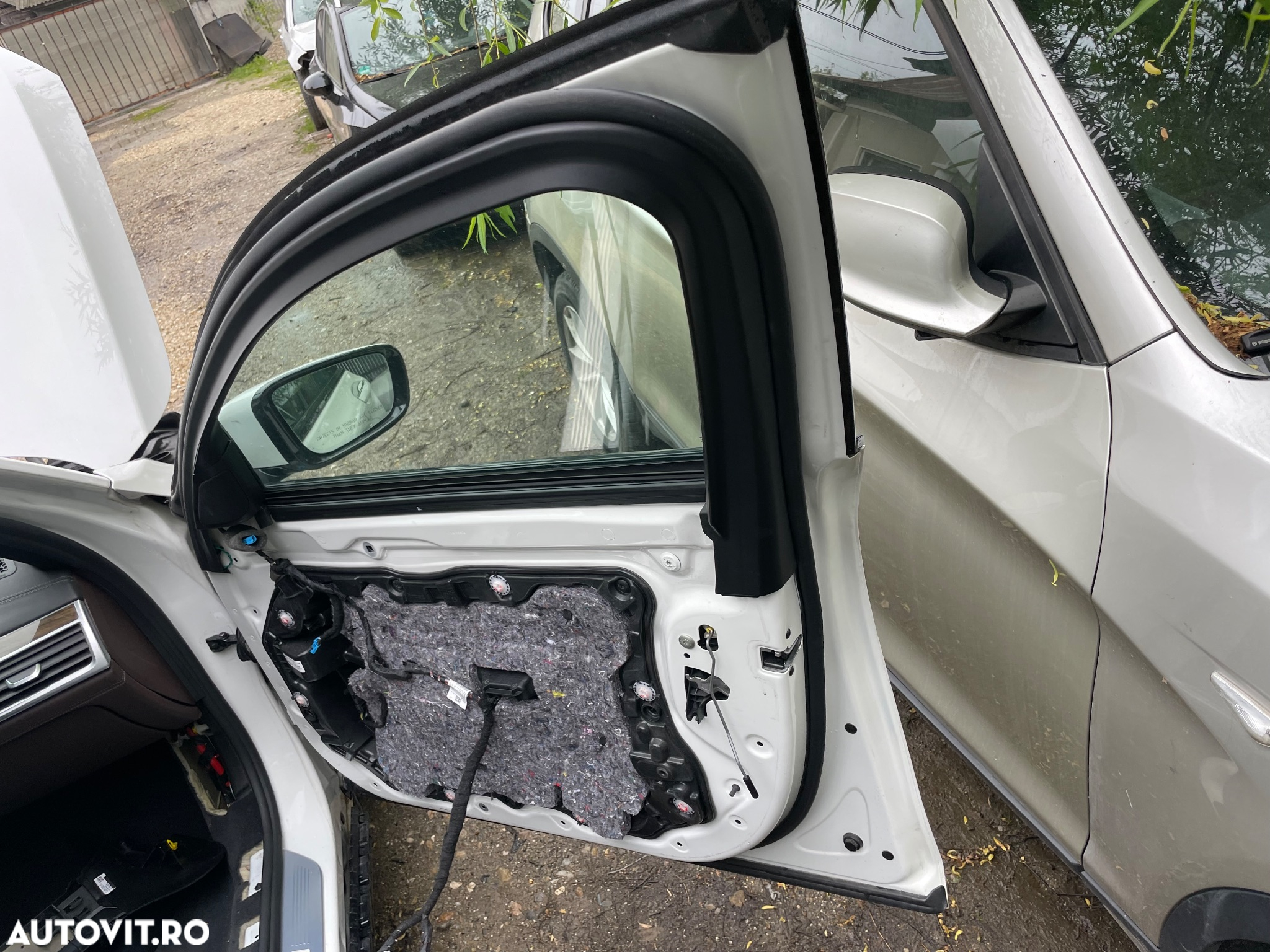Ușă uși stanga dreapta față spate bmw seria 7  g11 scurt și g12 lung mâner geam perdelute spate lumini ambientale broasca cu soft clouse oglindă oglinzi - 20