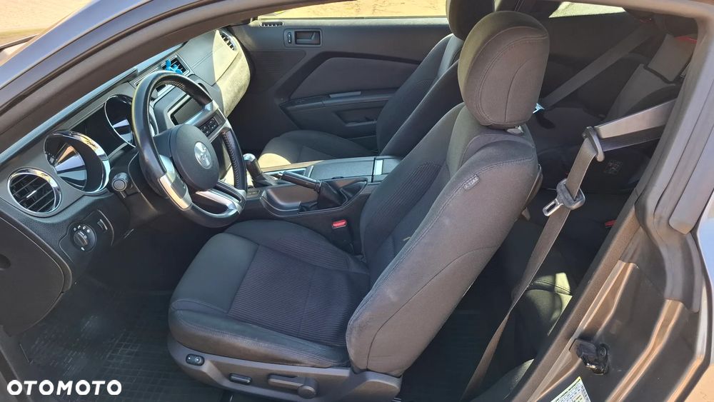 Ford Mustang 3.7 V6 - 10