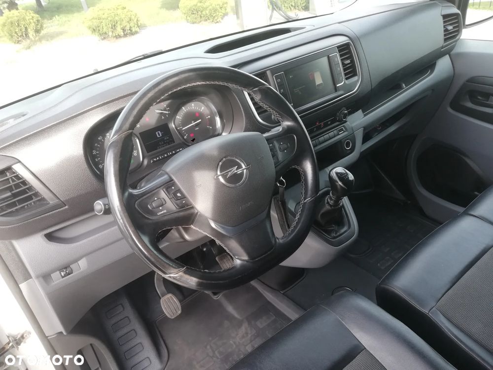 Opel Vivaro - 9