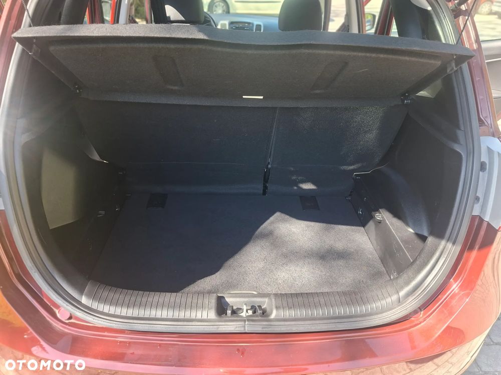 Hyundai ix20 1.4 blue Passion - 16