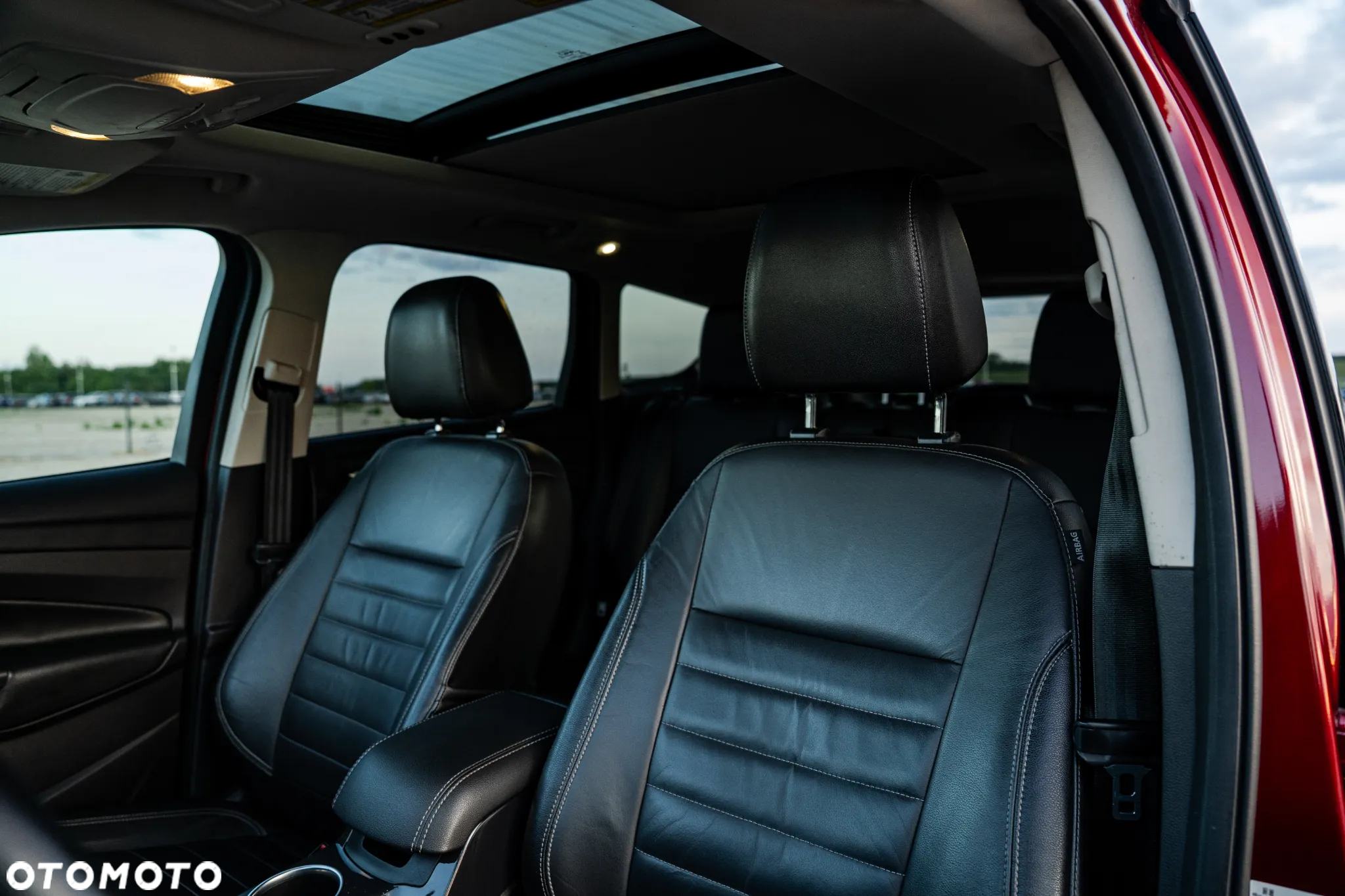 Ford Escape 2.0 EcoBoost AWD Titanium - 22