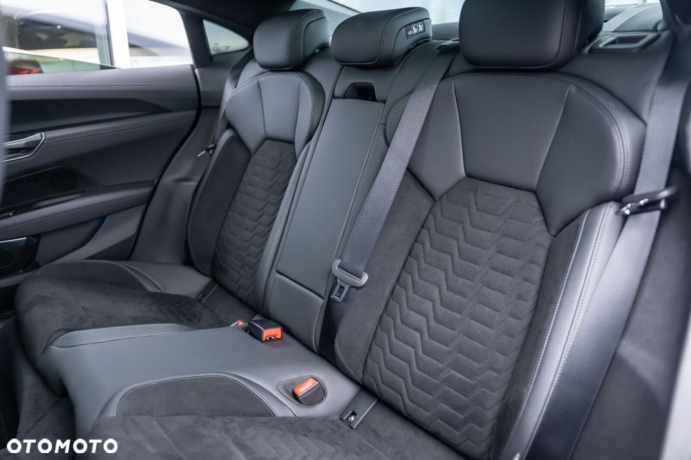 Audi RS e-tron GT - 18