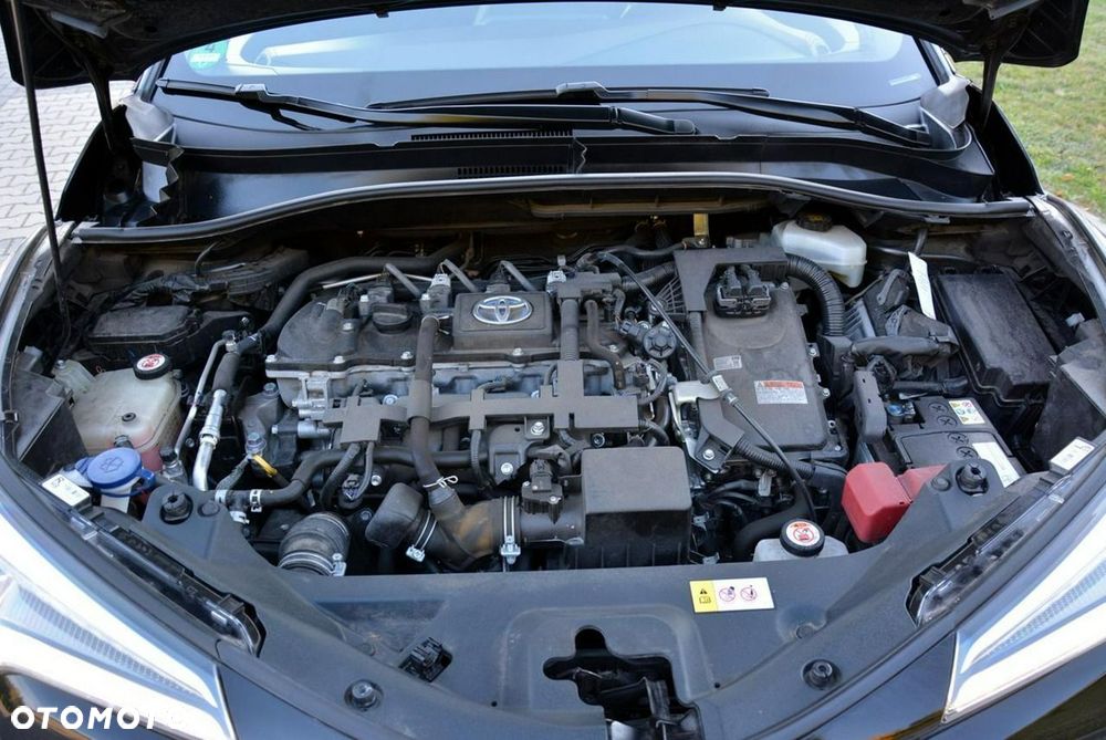Toyota C-HR Lounge - 37