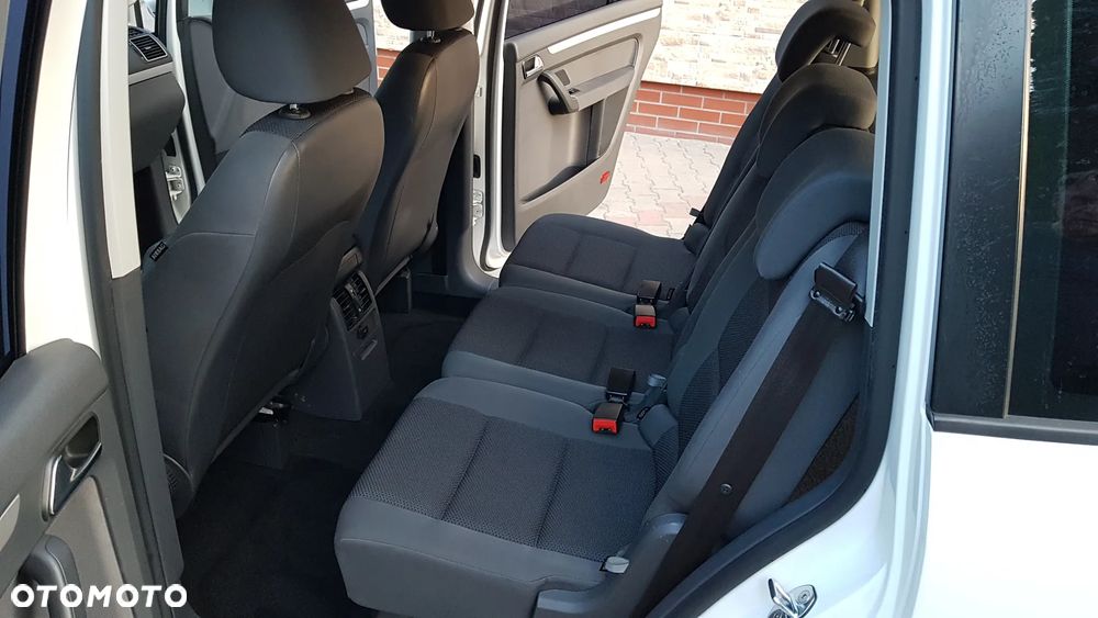 Volkswagen Touran 1.2 TSI CityLine - 25