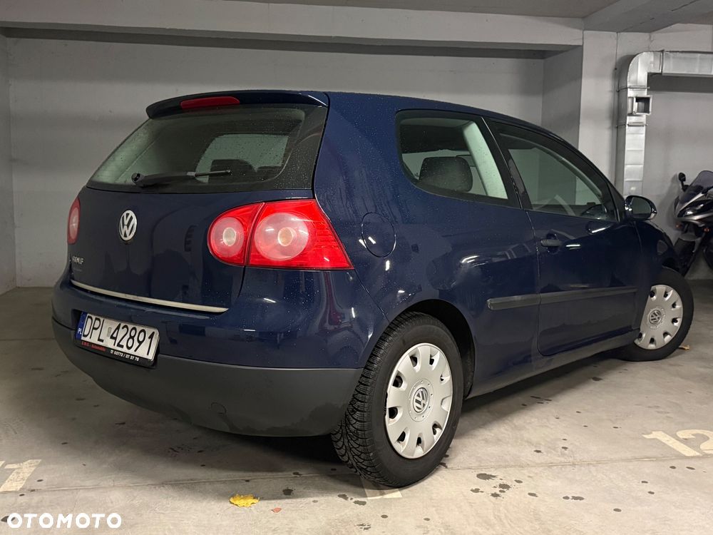 Volkswagen Golf - 5