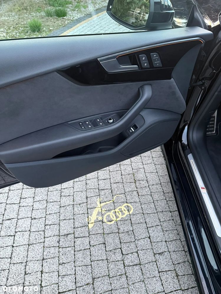 Audi A5 Sportback 40 TDI quattro S tronic - 17