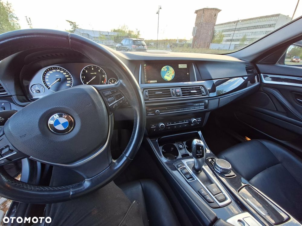BMW Seria 5 518d - 10