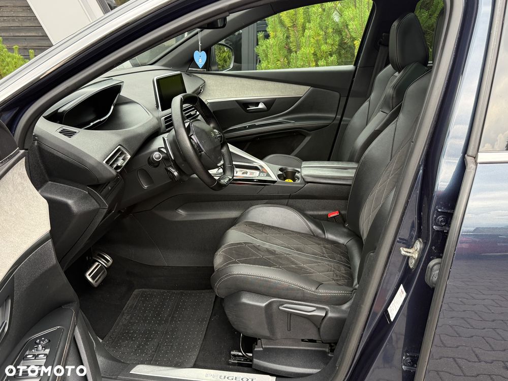 Peugeot 5008 BlueHDi 180 EAT8 GT Pack - 11