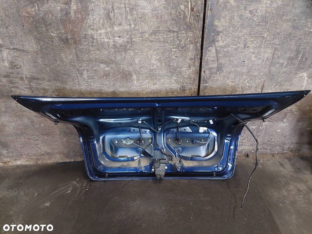 KOMPLETNY TYŁ KLAPA ZDERZAK LAMPY TOYOTA AVENSIS T25 LIFT SEDAN 8S6 - 12