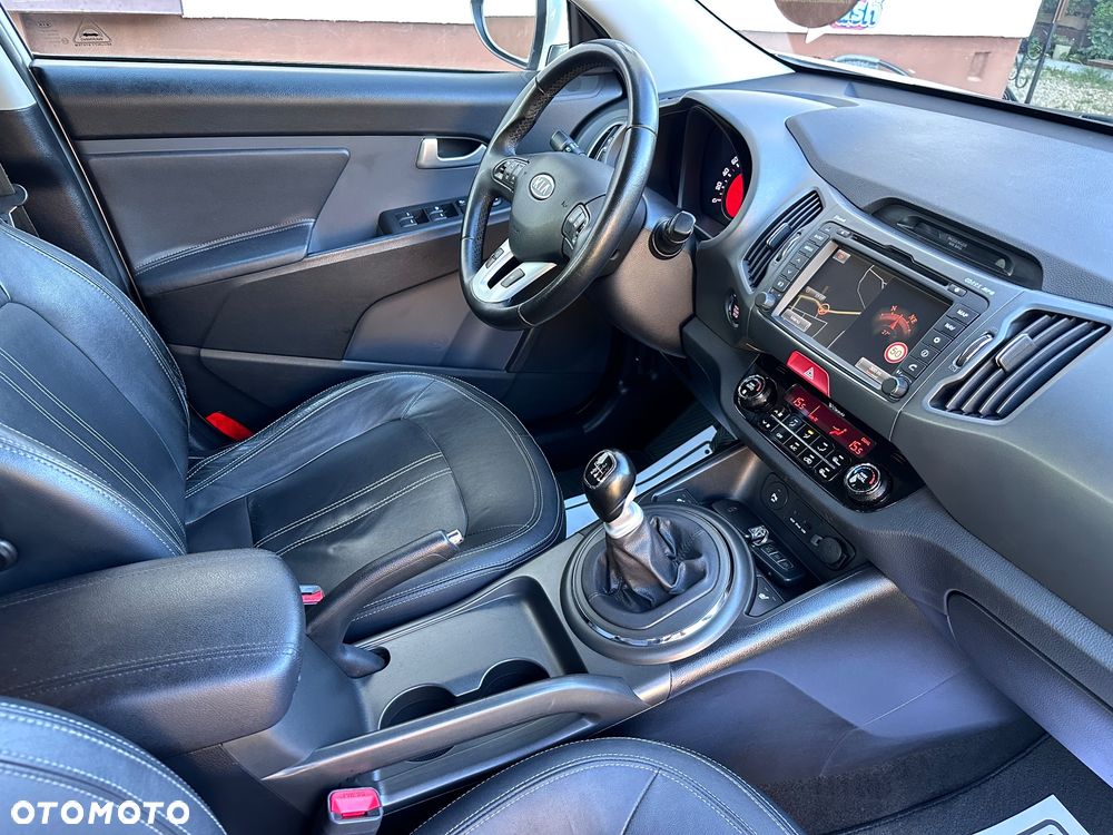 Kia Sportage 1.7 CRDI 2WD ISG Dream-Team Edition - 26