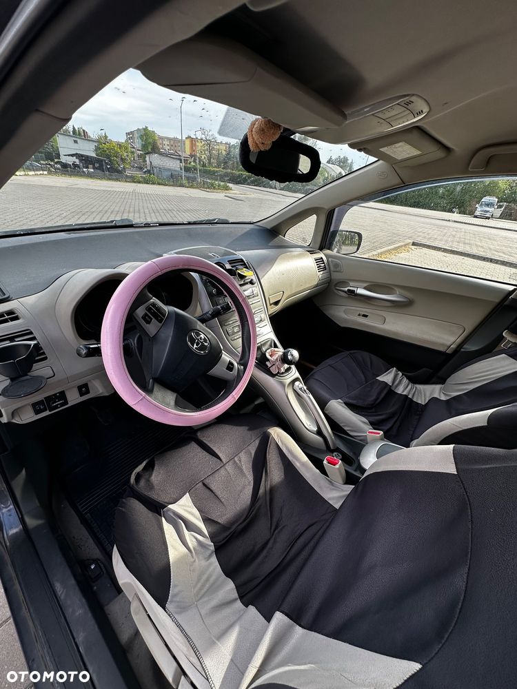 Toyota Auris 2.0 D-4D Sol - 35
