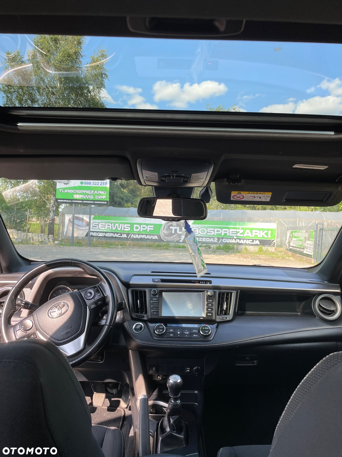 Toyota RAV4 - 16