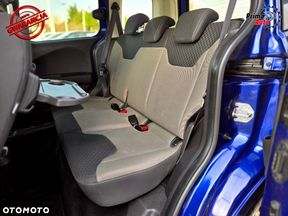 Ford Tourneo Courier - 27