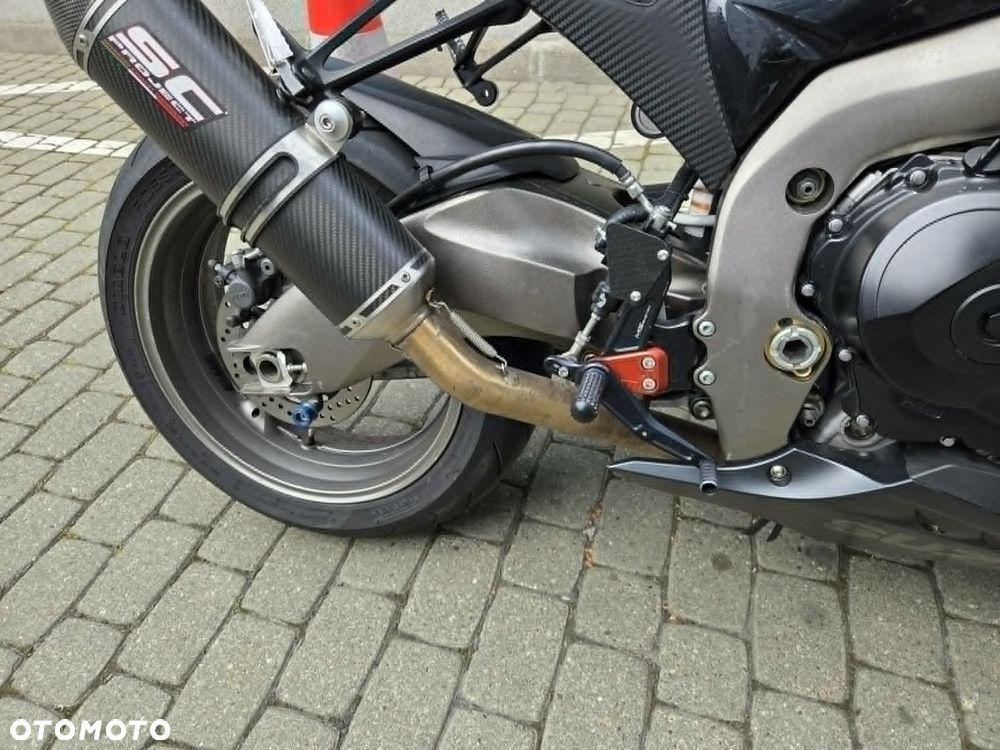 Suzuki GSX-R - 17