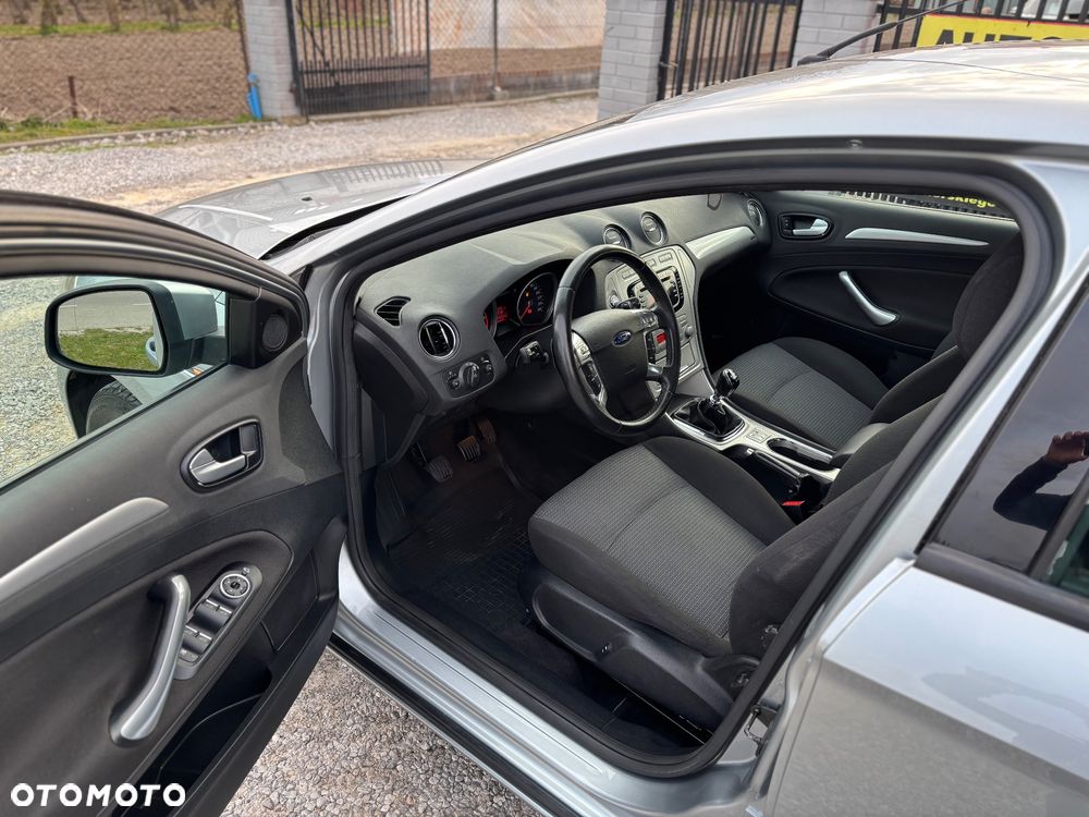 Ford Mondeo - 6