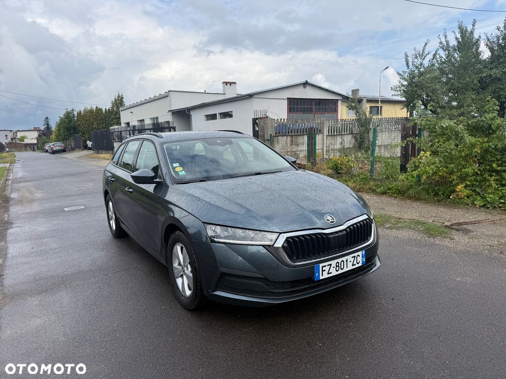 Skoda Octavia 2.0 TDI SCR Style DSG - 11