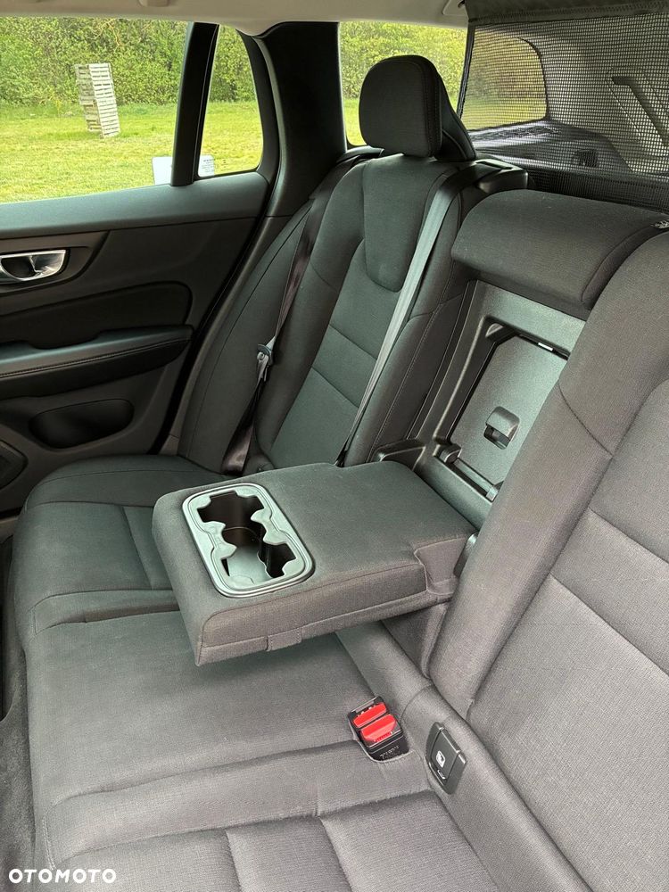 Volvo V60 D3 AWD - 13