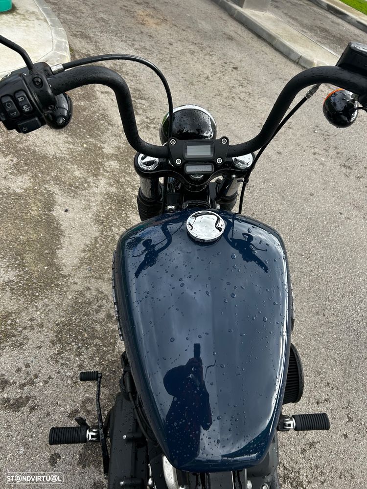 Harley-Davidson Softail Street Bob 2019 - 14
