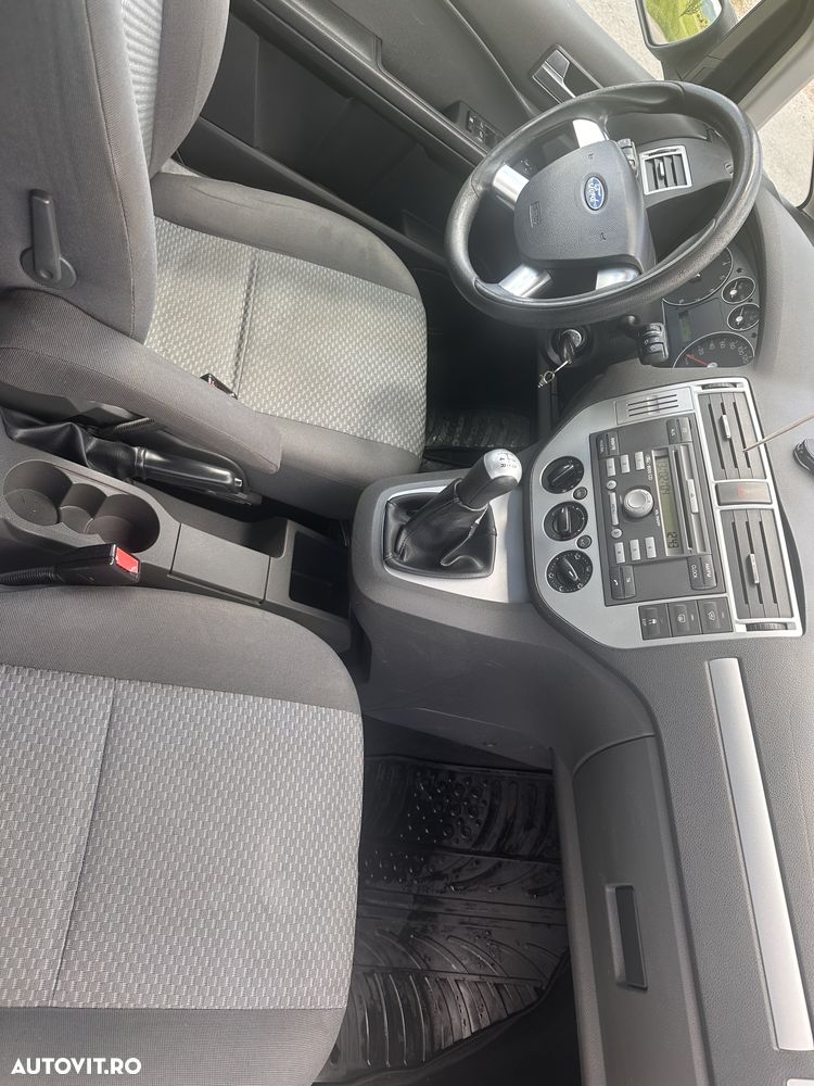 Ford C-Max - 4
